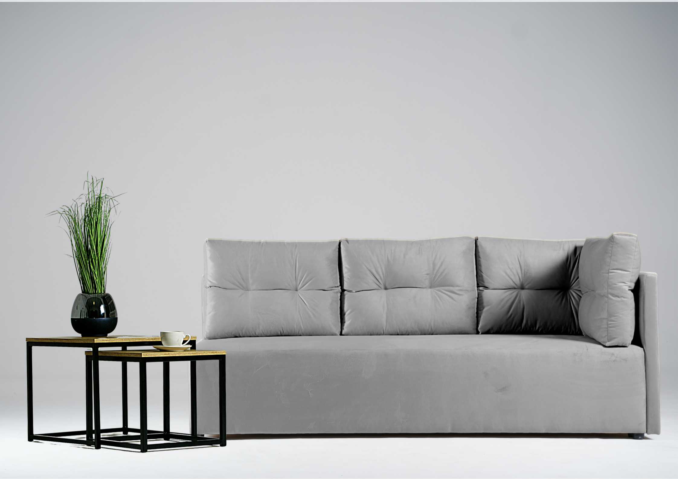 Szara sofa do salonu